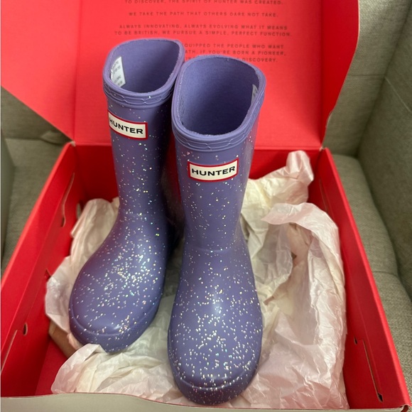 NEW Hunter Rain Boots - Picture 1 of 4